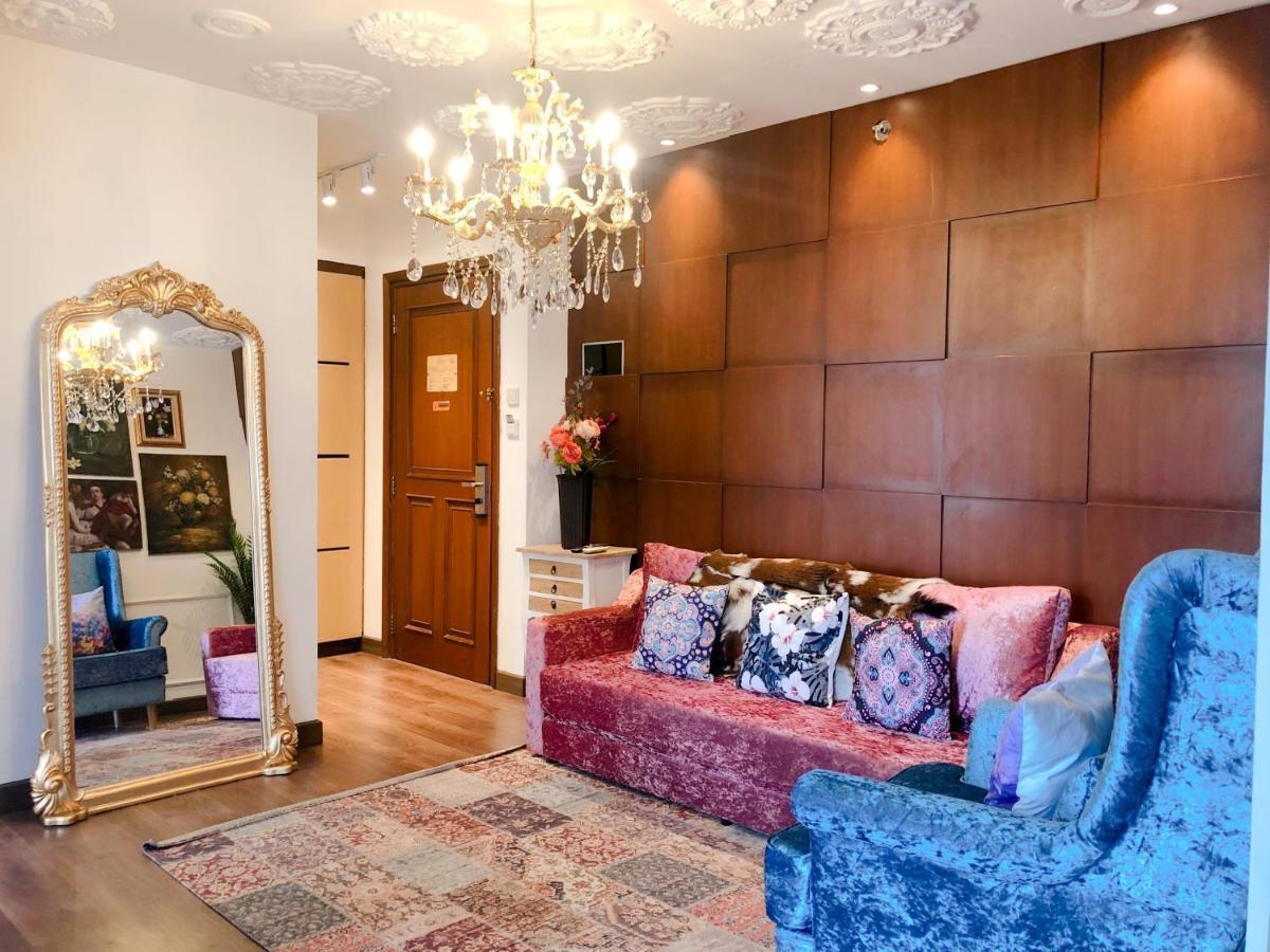 Youre At - The Majesty Apartment Bandung Exteriör bild