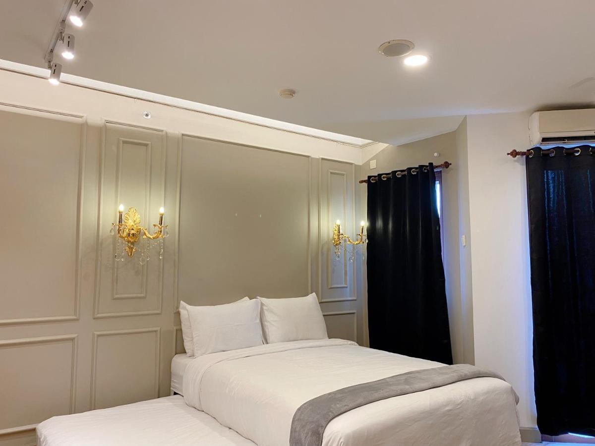 Youre At - The Majesty Apartment Bandung Exteriör bild